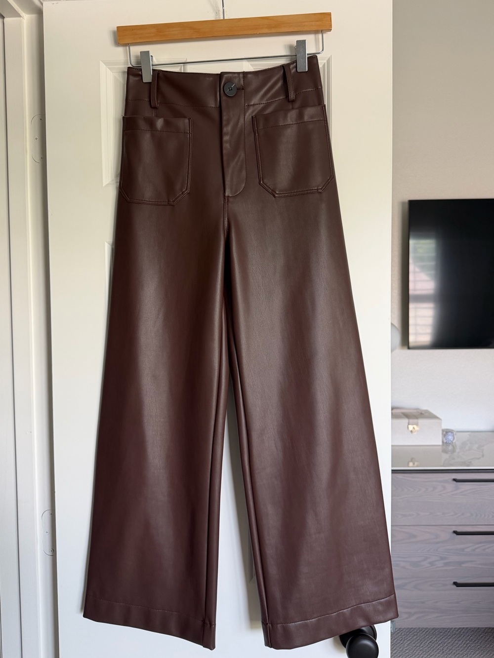 Anthropologie Colette Faux Leather Cropped Wide-Leg Pant by Maeve - Picture 2 of 4